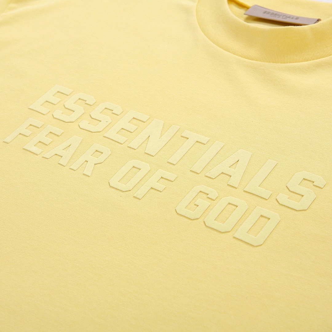 Fear of God T-Shirt Style 105 detail view 2