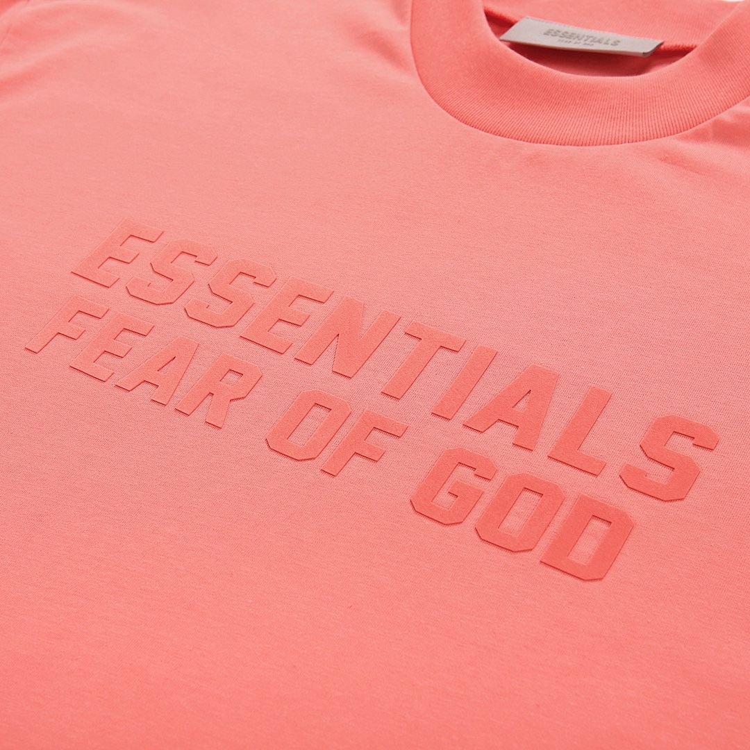 Fear of God T-Shirt Style 106 detail view 3