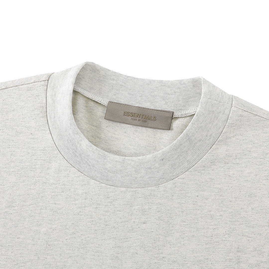 Fear of God T-Shirt Style 107 detail view 5