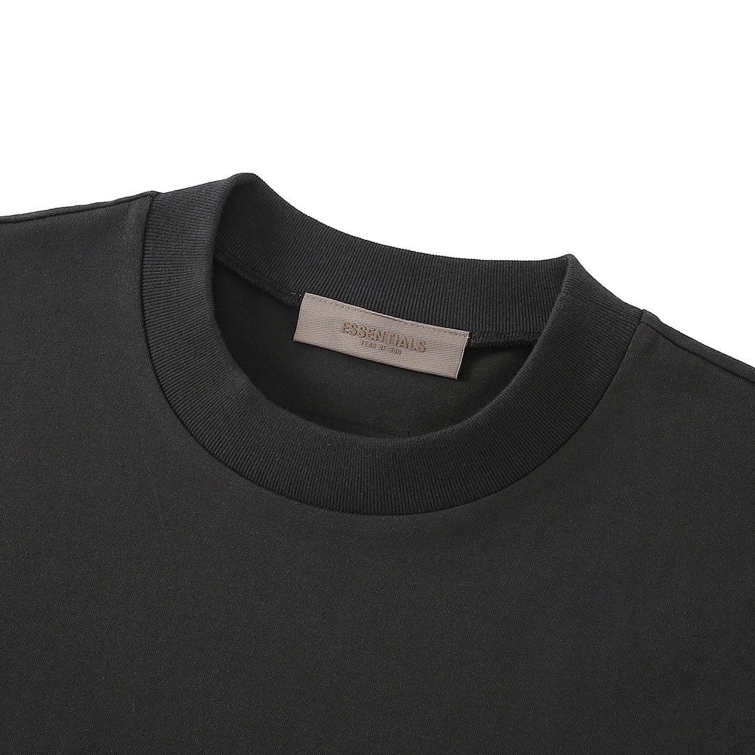 Fear of God T-Shirt Style 108 detail view 4