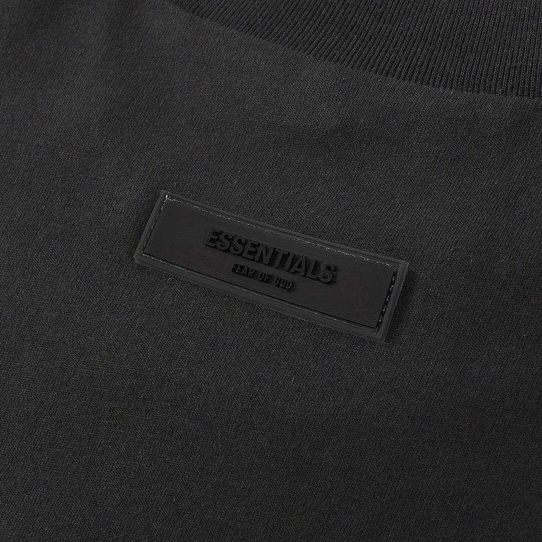 Fear of God T-Shirt Style 108 detail view 7