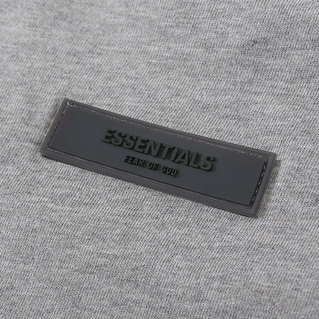 Fear of God T-Shirt Style 109 detail view 2