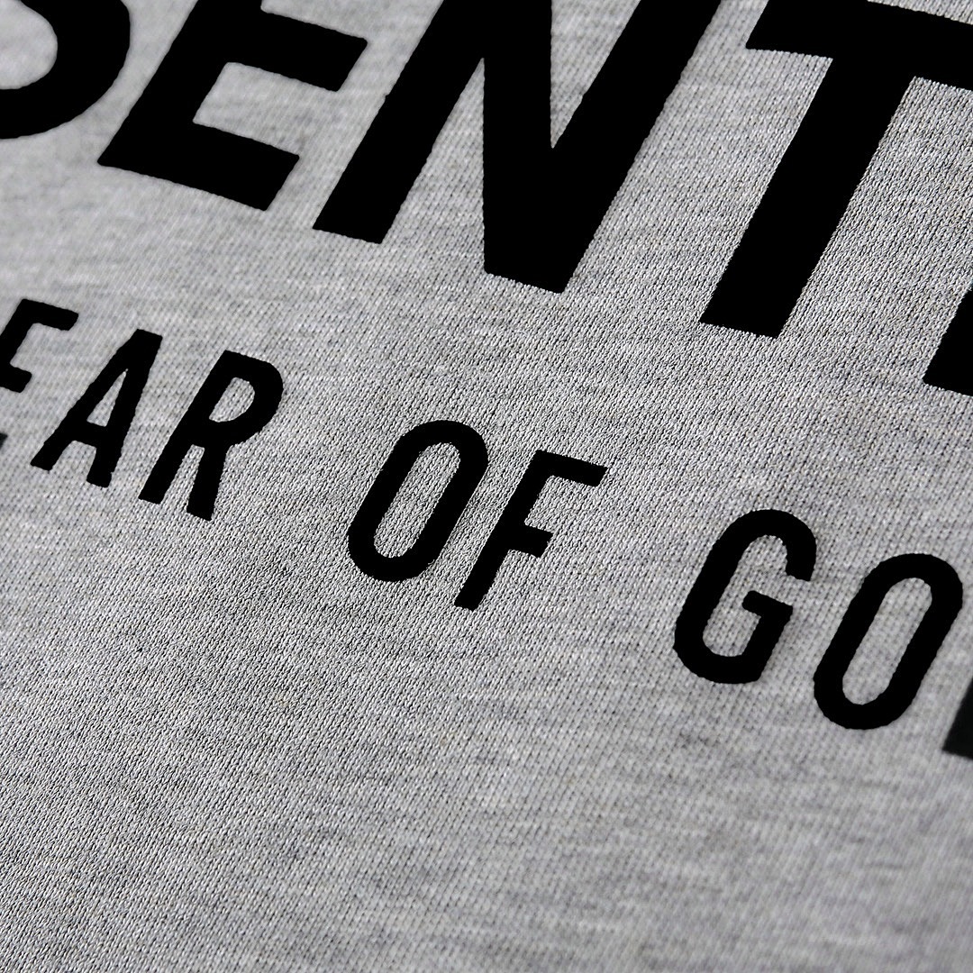 Fear of God T-Shirt Style 109 detail view 3