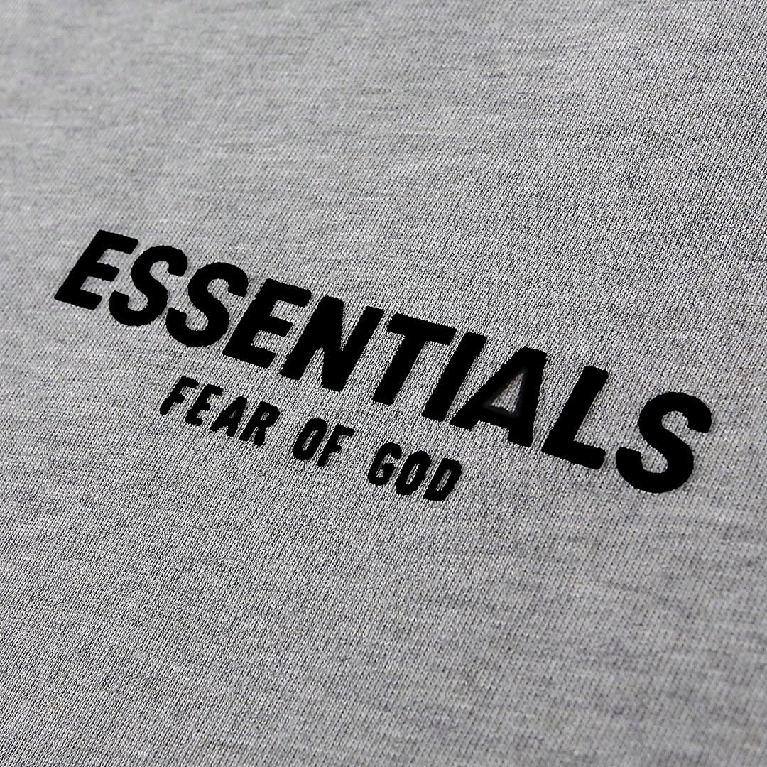 Fear of God T-Shirt Style 109 detail view 5