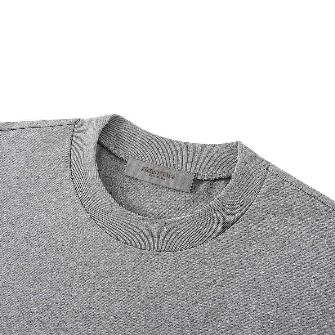 Fear of God T-Shirt Style 109 detail view 6