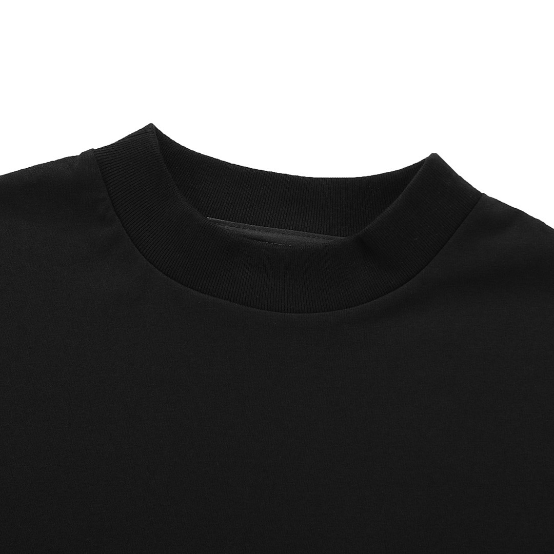 Fear of God T-Shirt Style 111 detail view 3