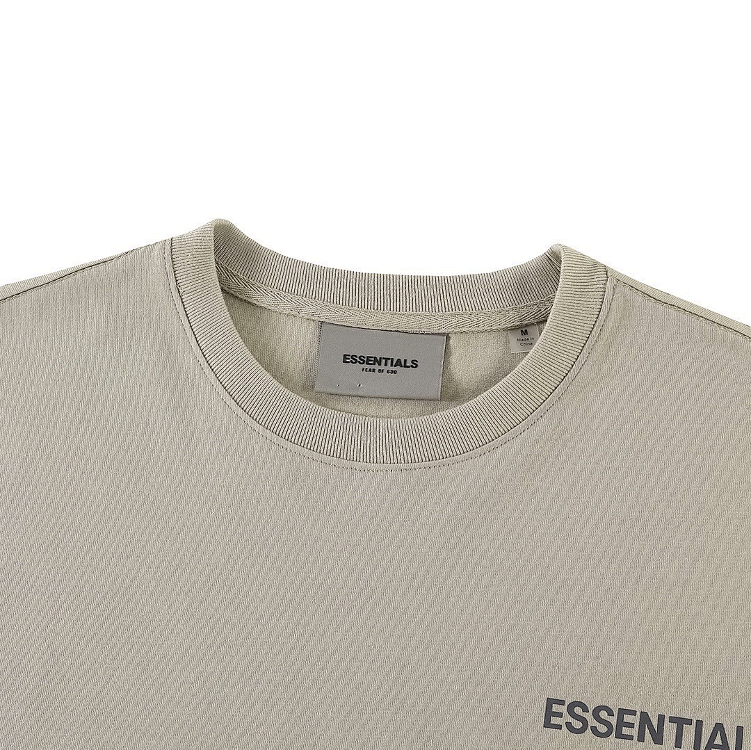 Fear of God T-Shirt Style 113 detail view 3