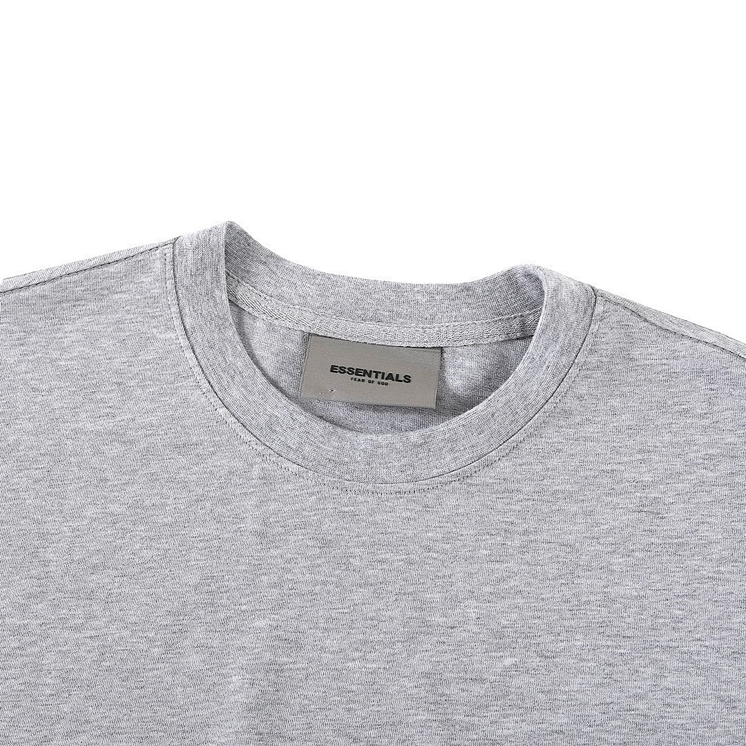 Fear of God T-Shirt Style 114 detail view 3
