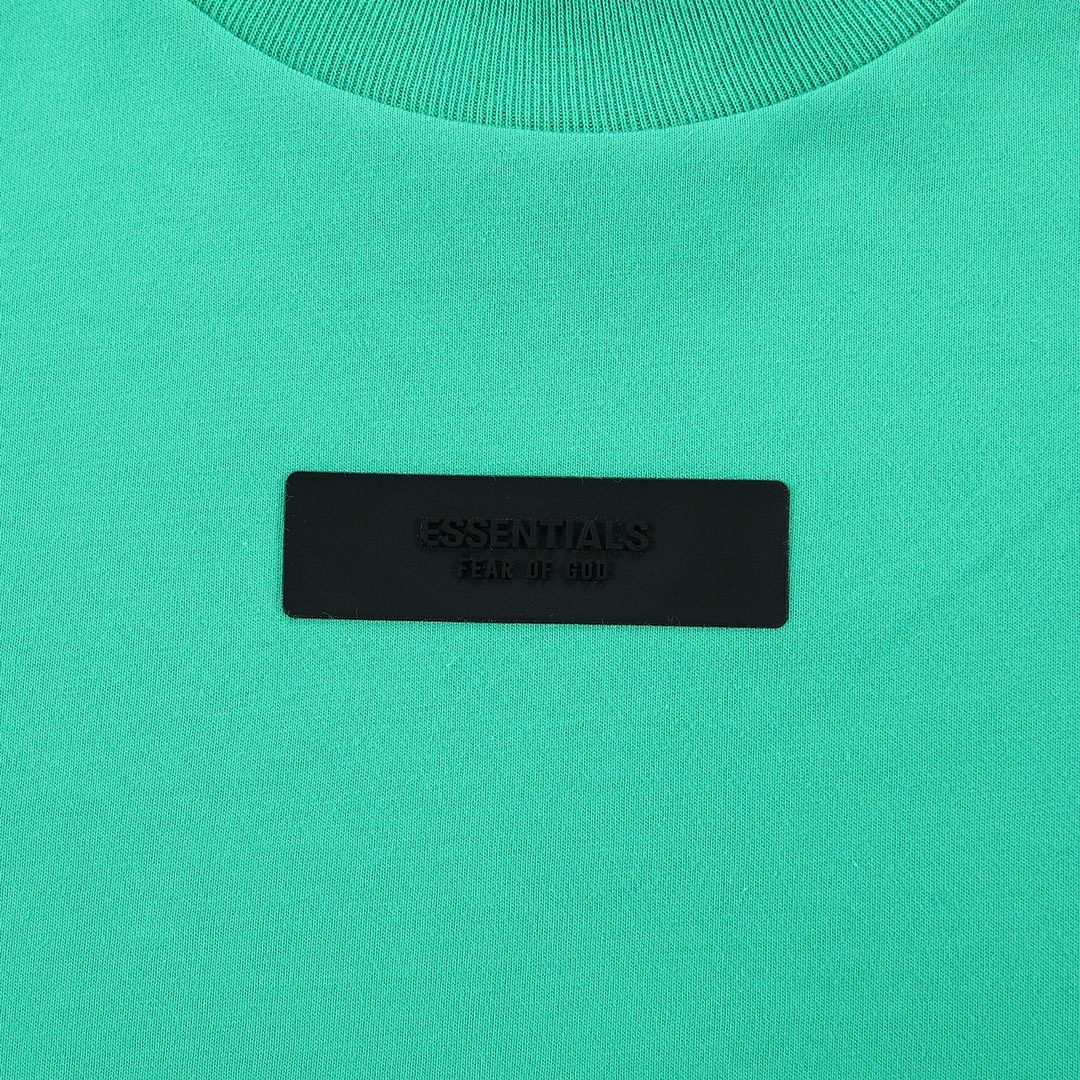 Fear of God T-Shirt Style 116 detail view 3