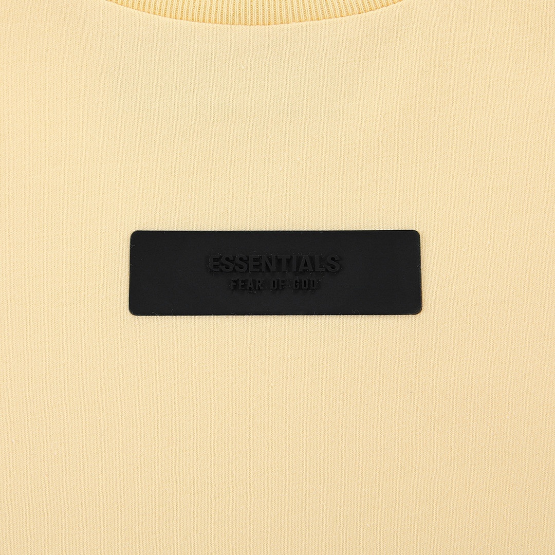 Fear of God T-Shirt Style 117 detail view 3