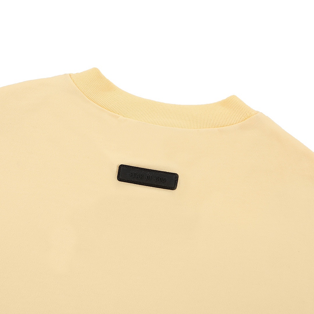 Fear of God T-Shirt Style 117 detail view 5
