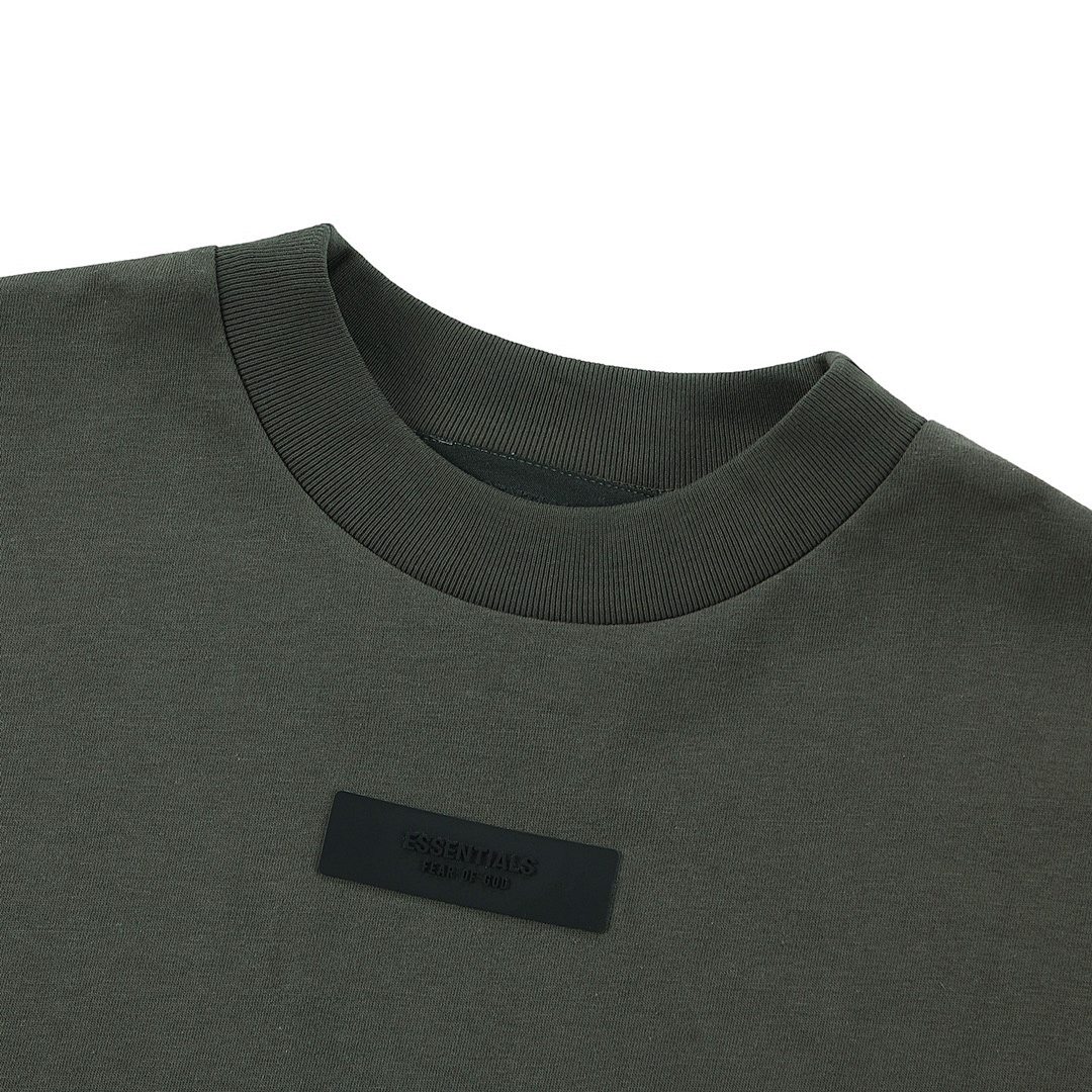 Fear of God T-Shirt Style 118 detail view 2