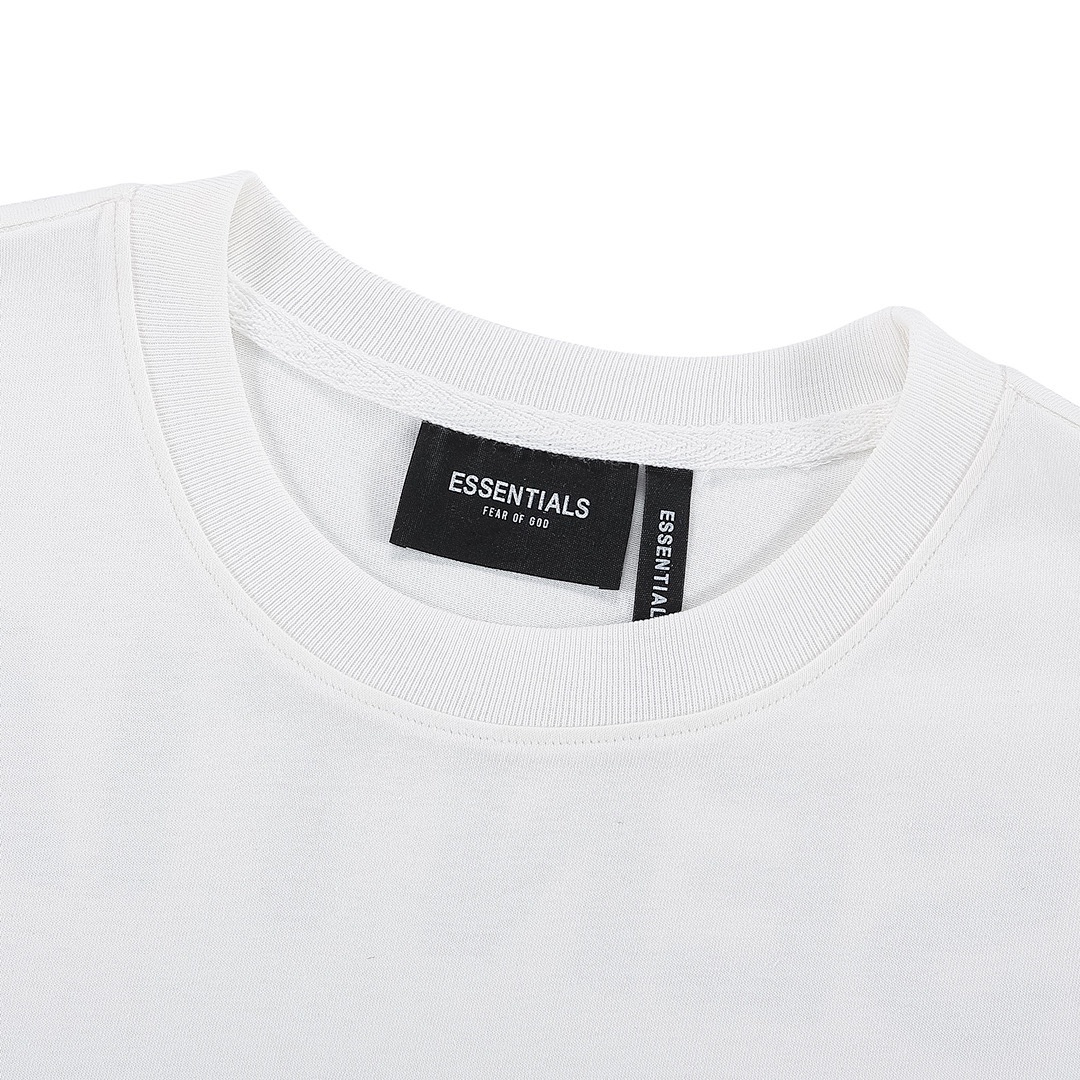 Fear of God T-Shirt Style 122 detail view 2