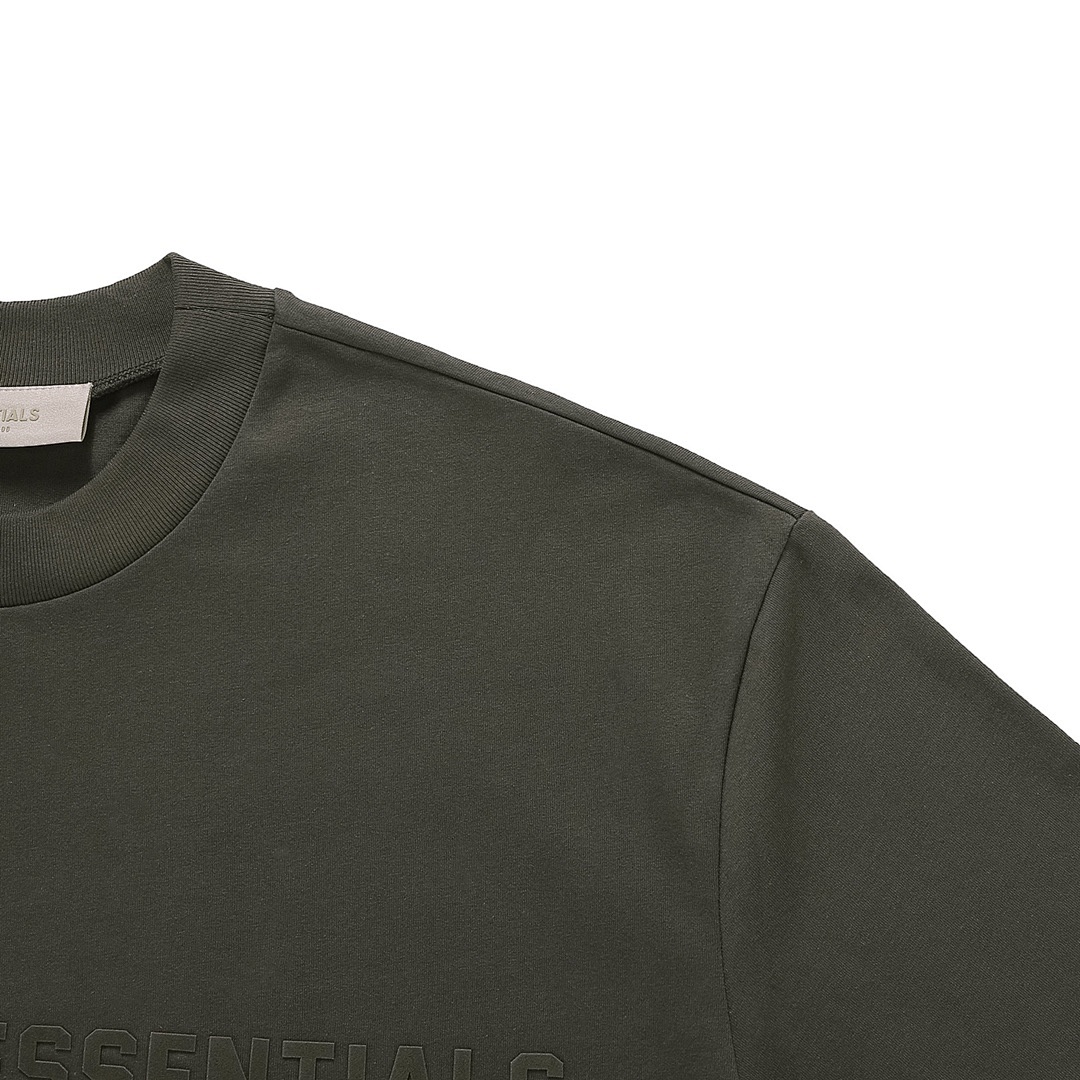 Fear of God T-Shirt Style 124 detail view 3