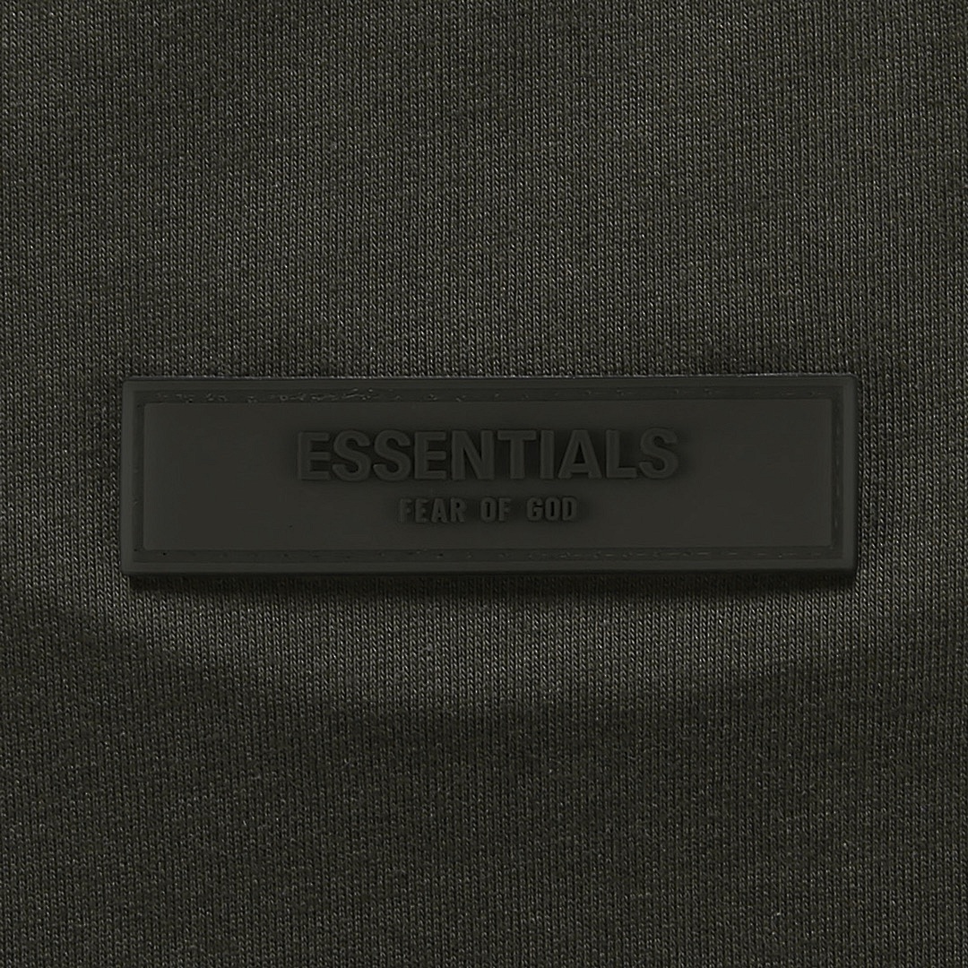 Fear of God T-Shirt Style 124 detail view 6