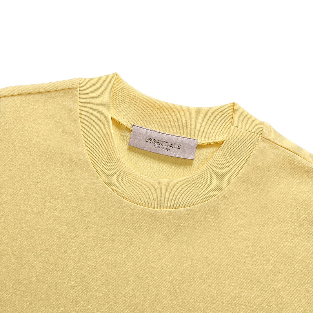 Fear of God T-Shirt Style 125 detail view 2
