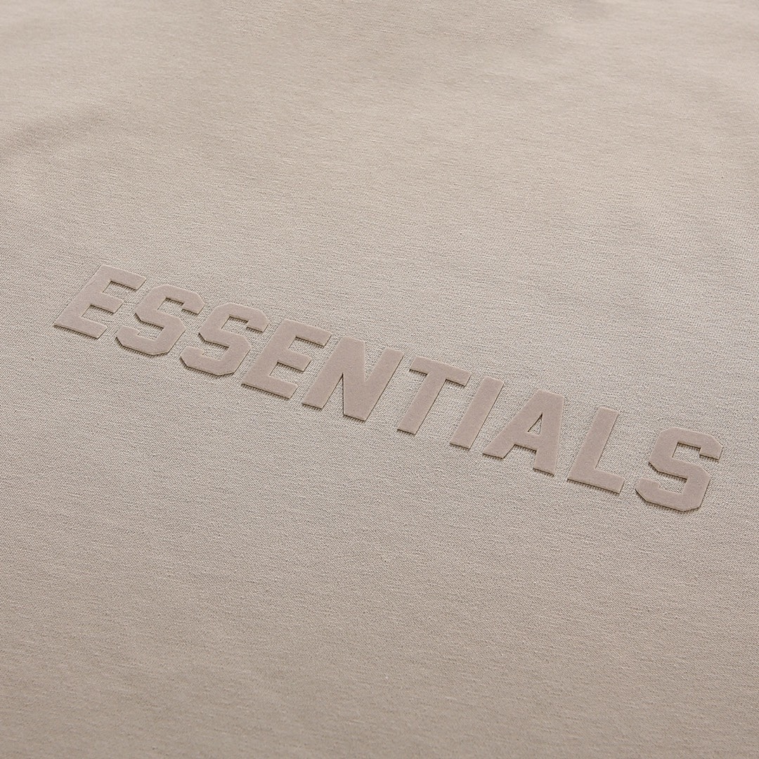 Fear of God T-Shirt Style 126 detail view 1
