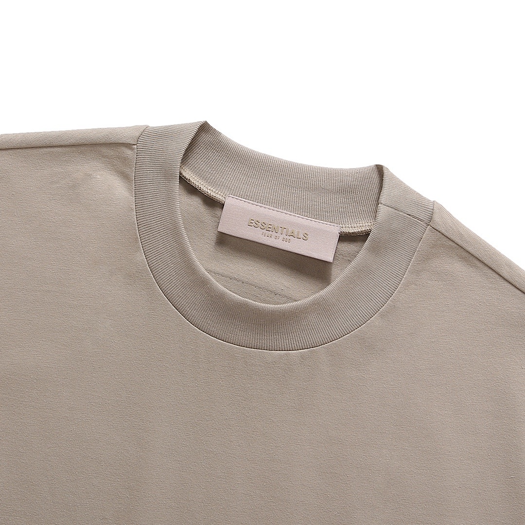 Fear of God T-Shirt Style 126 detail view 2