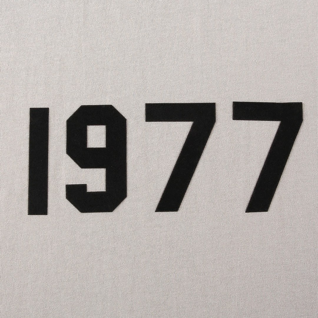 Fear of God T-Shirt Style 129 detail view 4