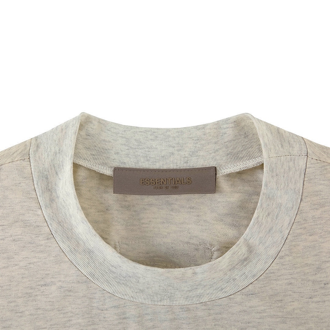 Fear of God T-Shirt Style 131 detail view 4