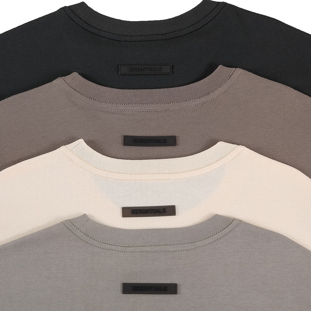 Fear of God T-Shirt Style 132 detail view 1