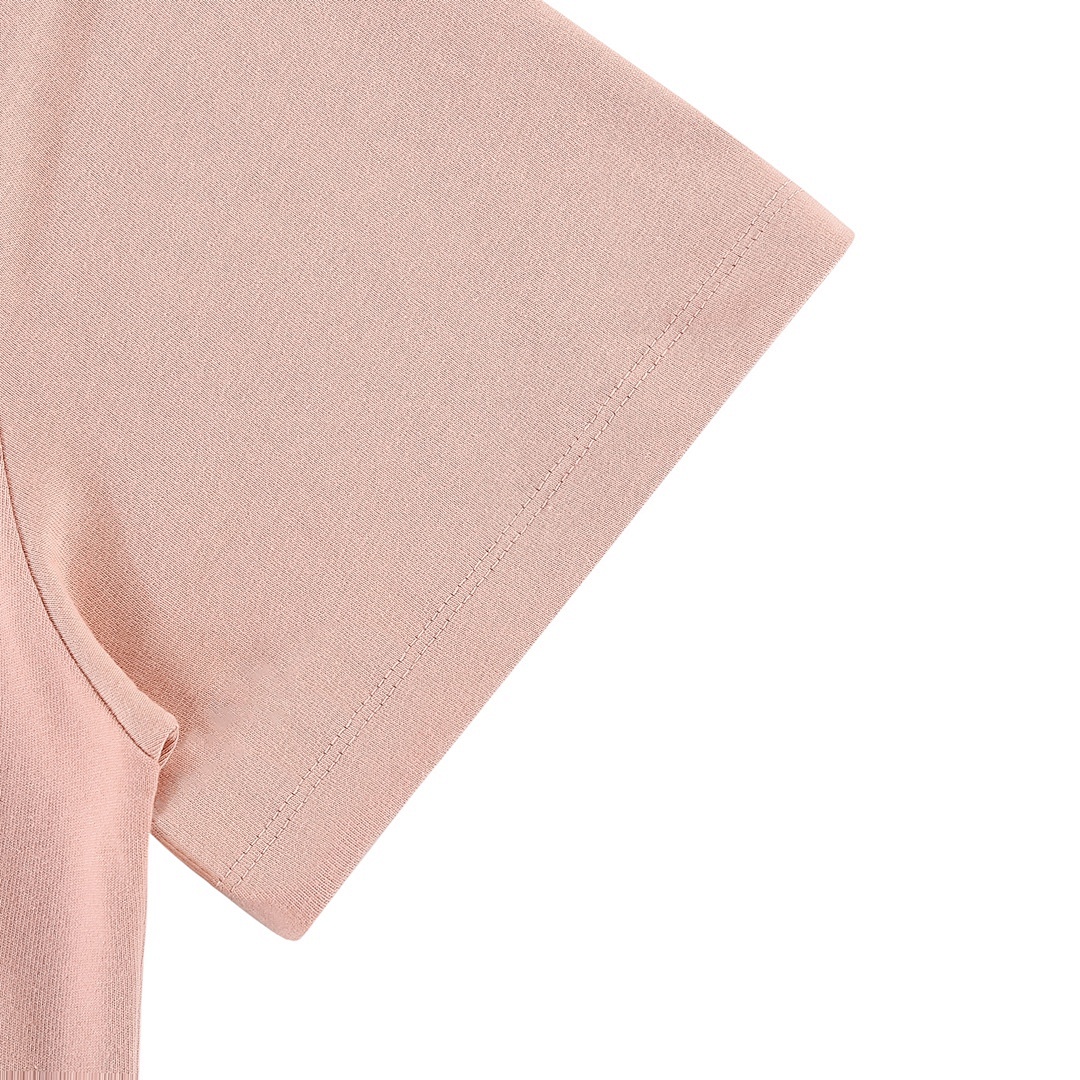 Fear of God T-Shirt Style 133 detail view 4