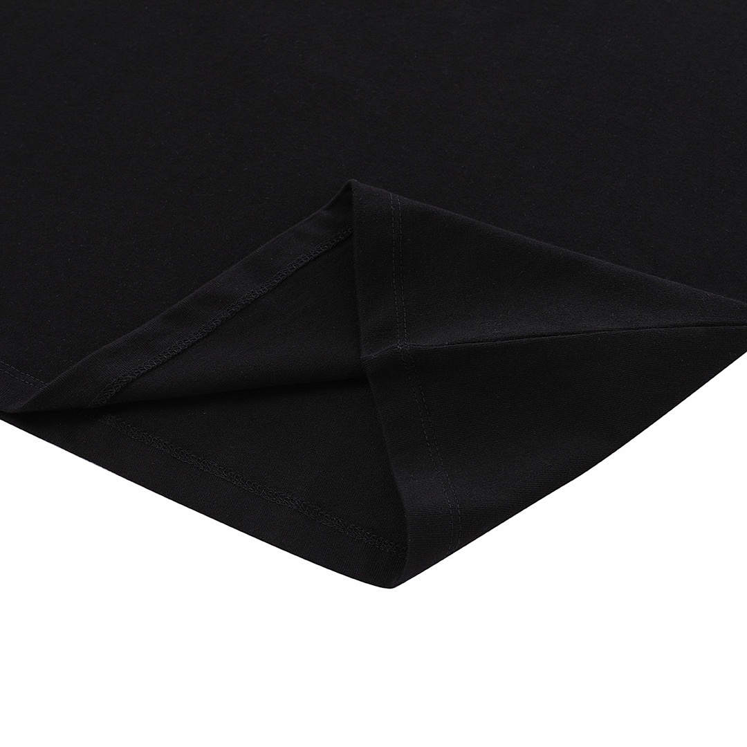 Fear of God T-Shirt Style 135 detail view 3