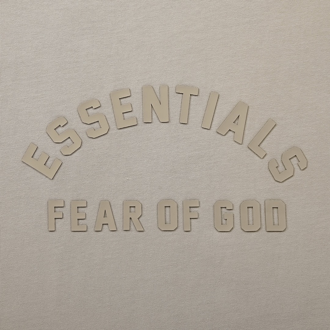 Fear of God T-Shirt Style 140 detail view 1