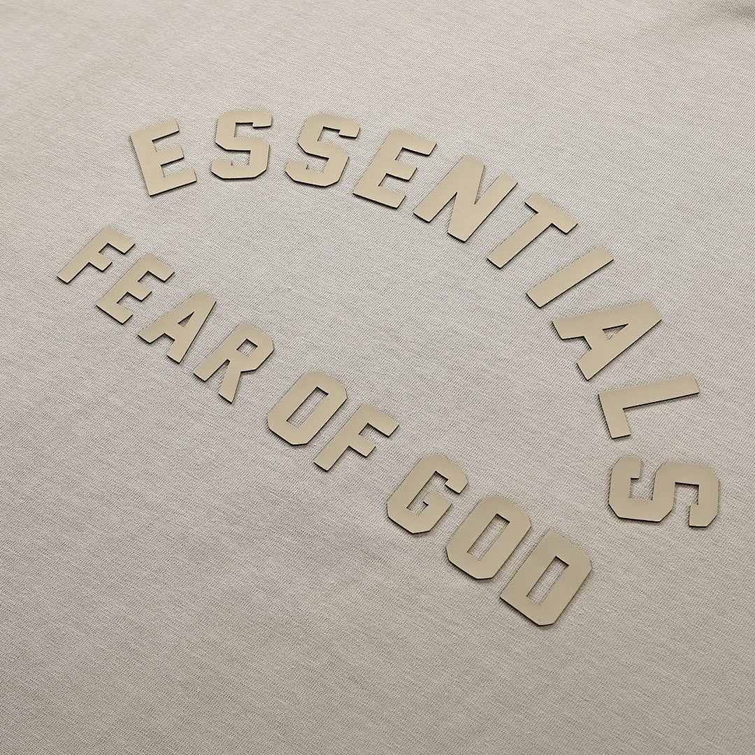 Fear of God T-Shirt Style 140 detail view 2
