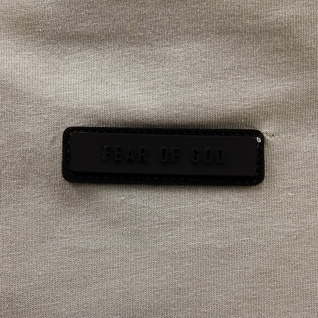 Fear of God T-Shirt Style 140 detail view 3