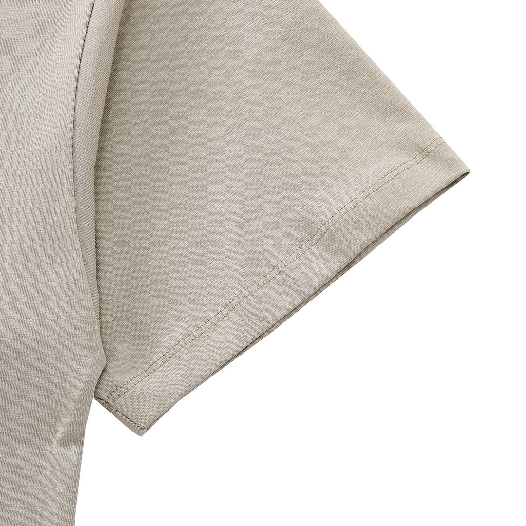 Fear of God T-Shirt Style 140 detail view 6