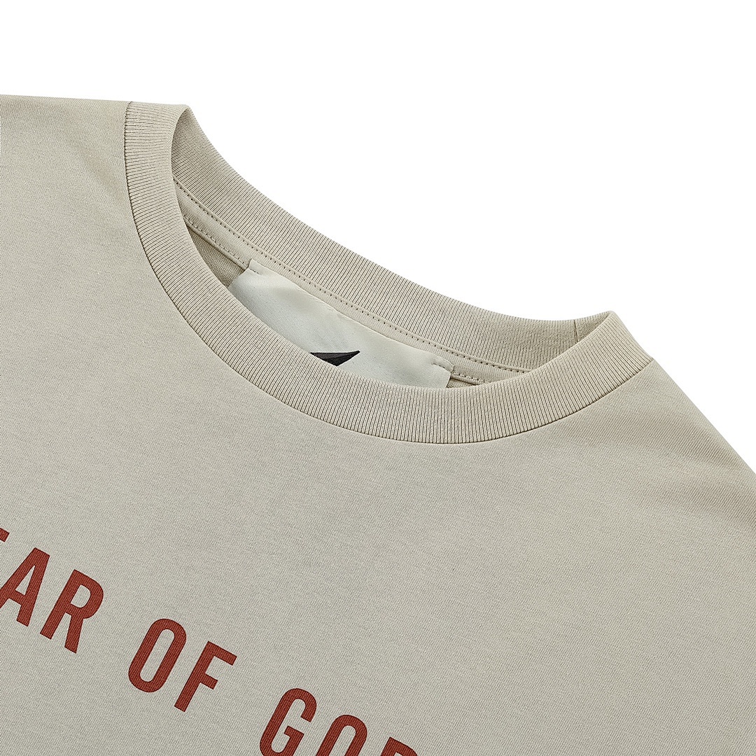 Fear of God T-Shirt Style 141 detail view 5