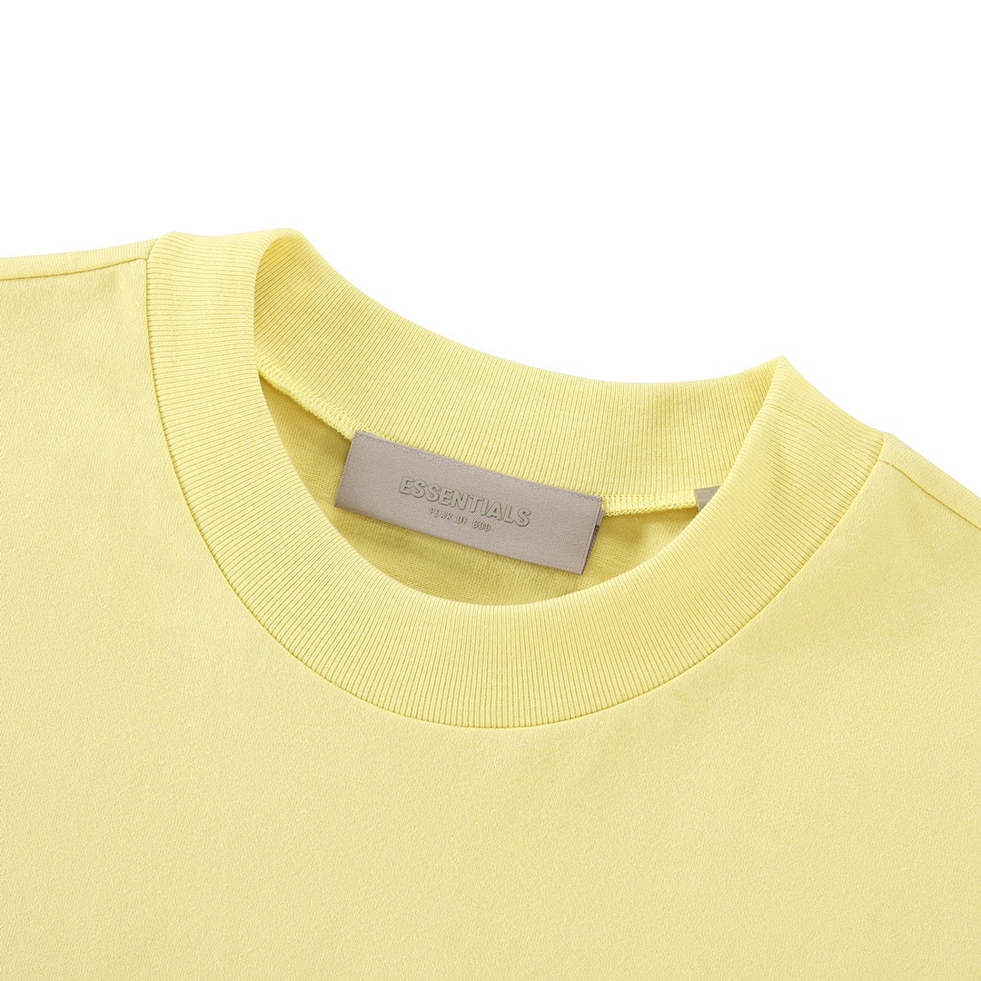 Fear of God T-Shirt Style 143 detail view 2