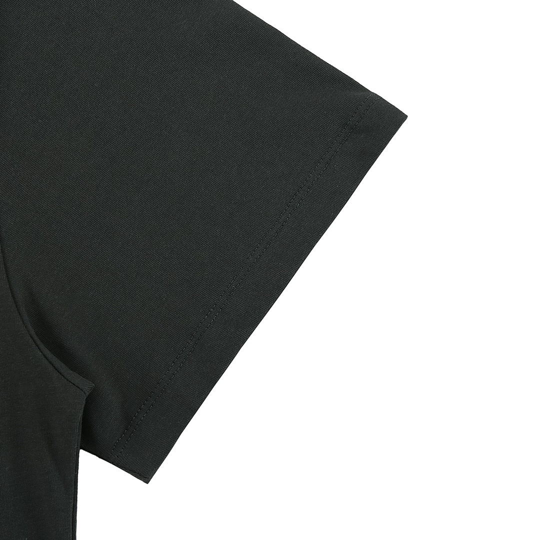 Fear of God T-Shirt Style 144 detail view 4