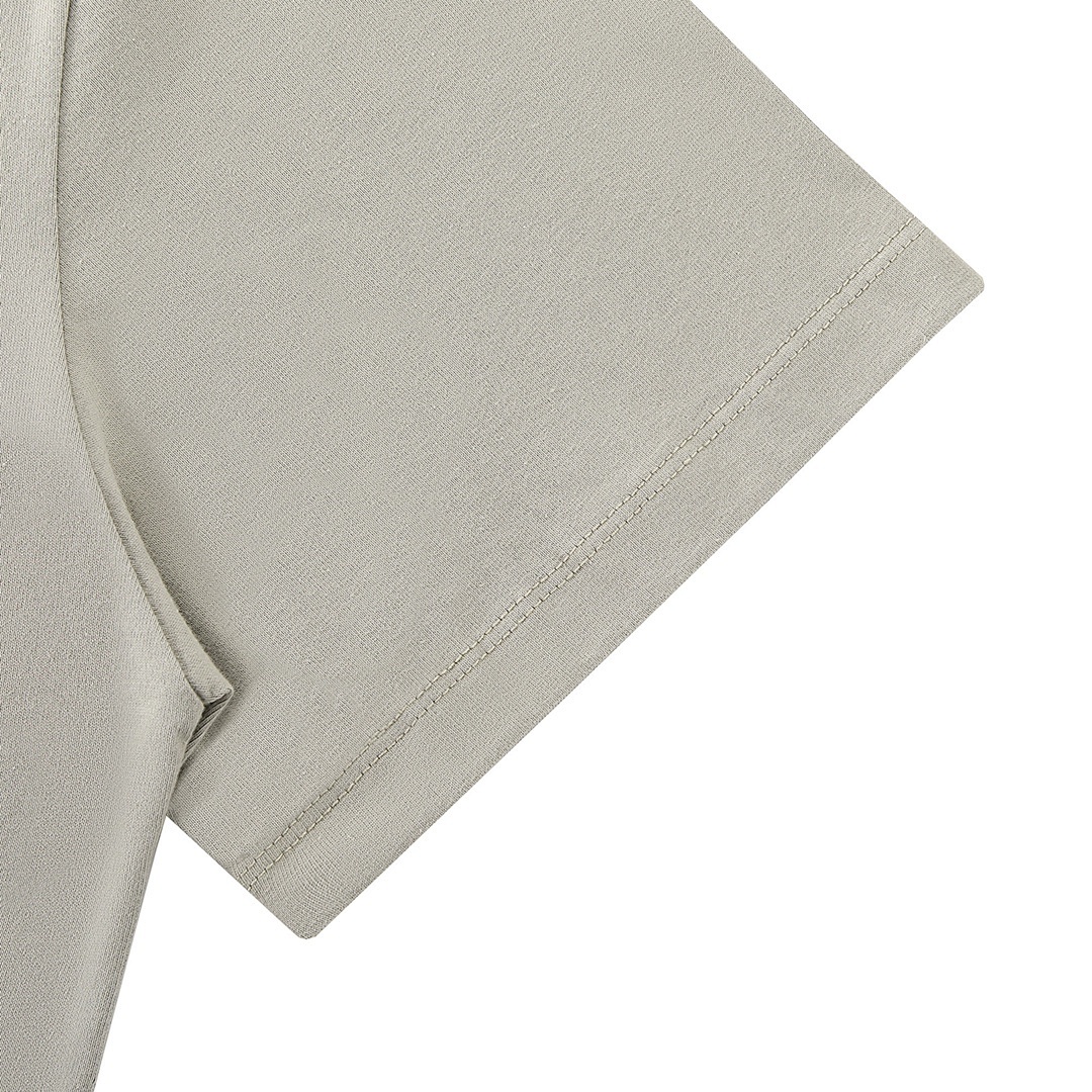Fear of God T-Shirt Style 145 detail view 4