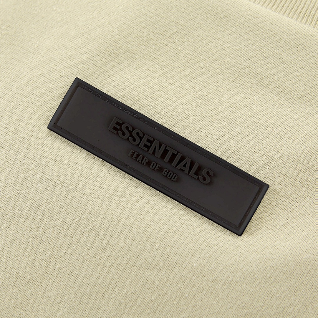 Fear of God T-Shirt Style 147 detail view 2