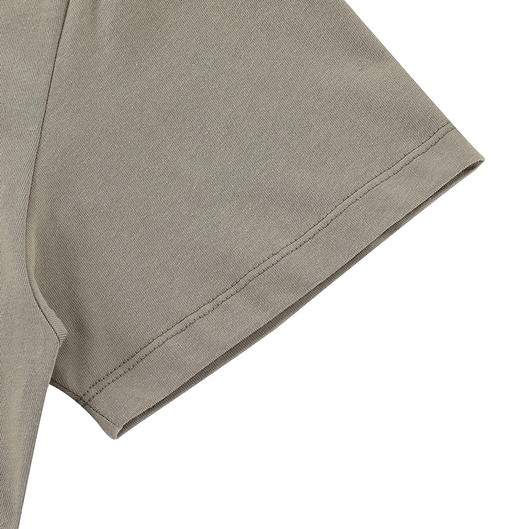 Fear of God T-Shirt Style 150 detail view 1