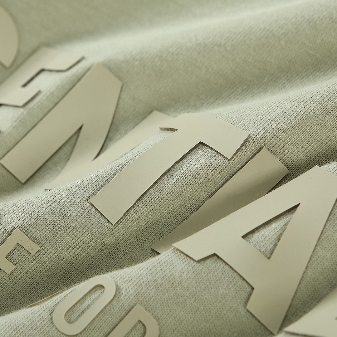 Fear of God T-Shirt Style 151 detail view 6
