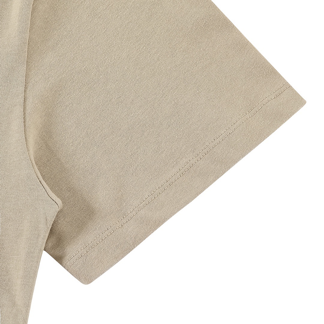 Fear of God T-Shirt Style 152 detail view 1