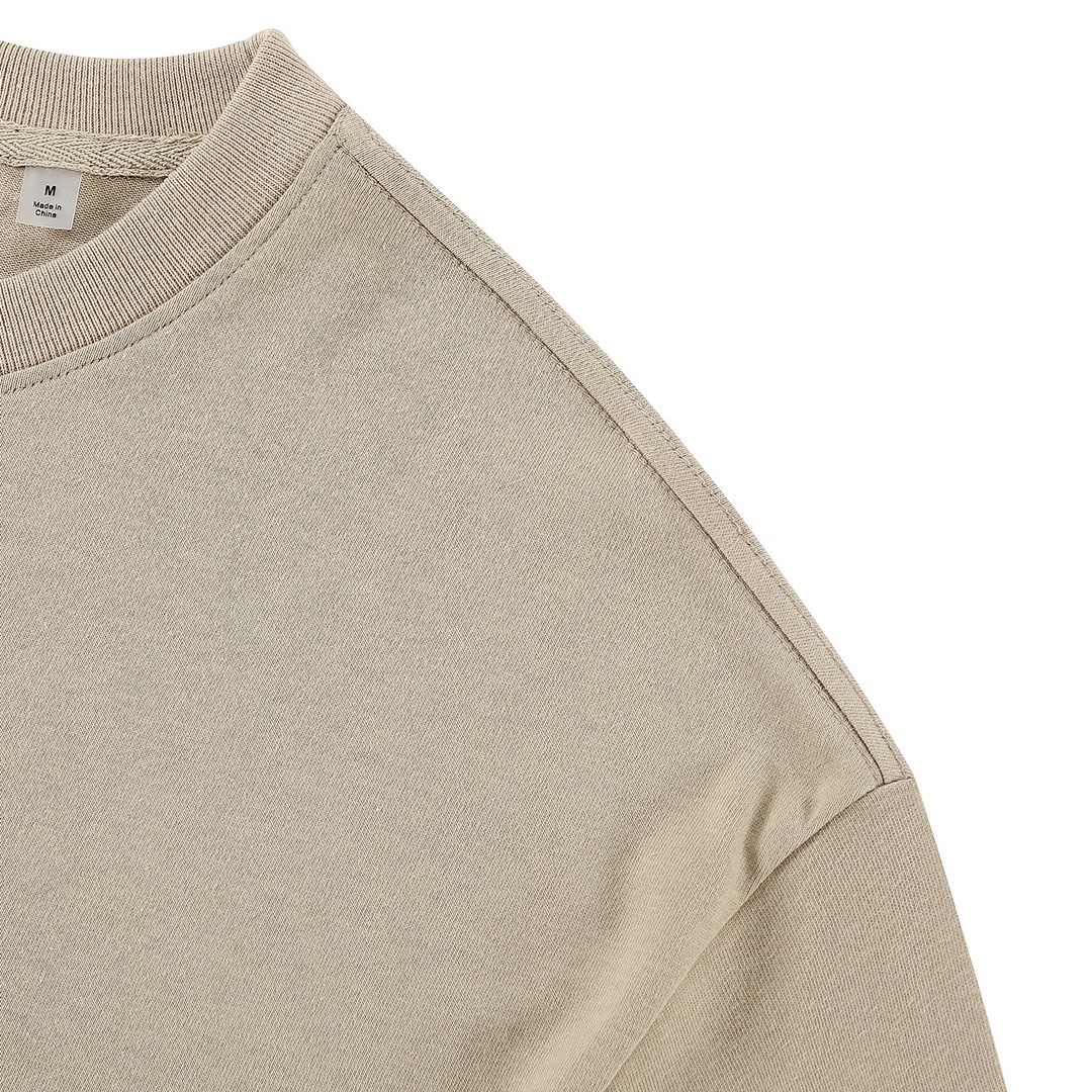 Fear of God T-Shirt Style 152 detail view 2