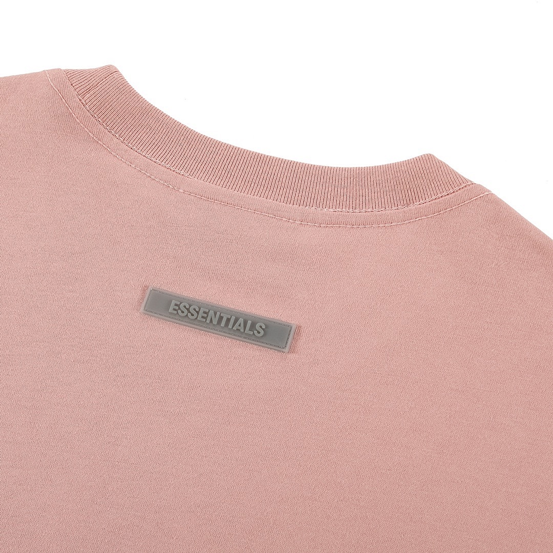 Fear of God T-Shirt Style 153 detail view 4