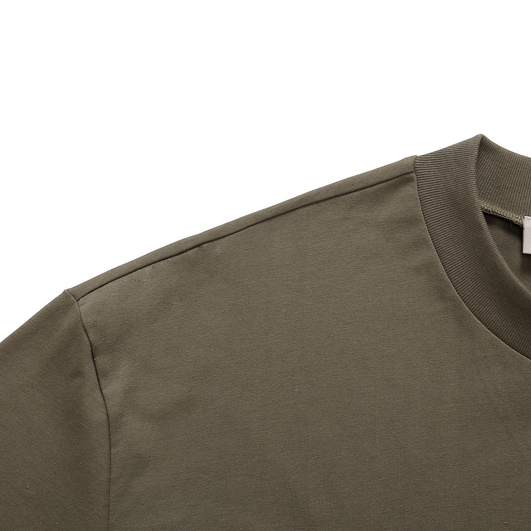 Fear of God T-Shirt Style 154 detail view 2