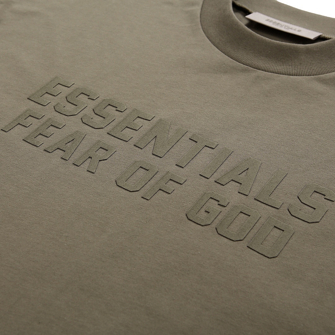 Fear of God T-Shirt Style 154 detail view 3