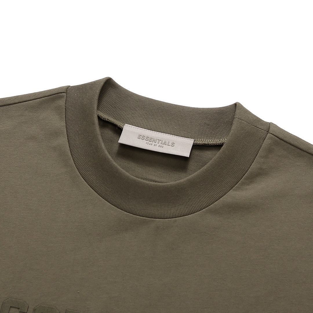 Fear of God T-Shirt Style 154 detail view 5
