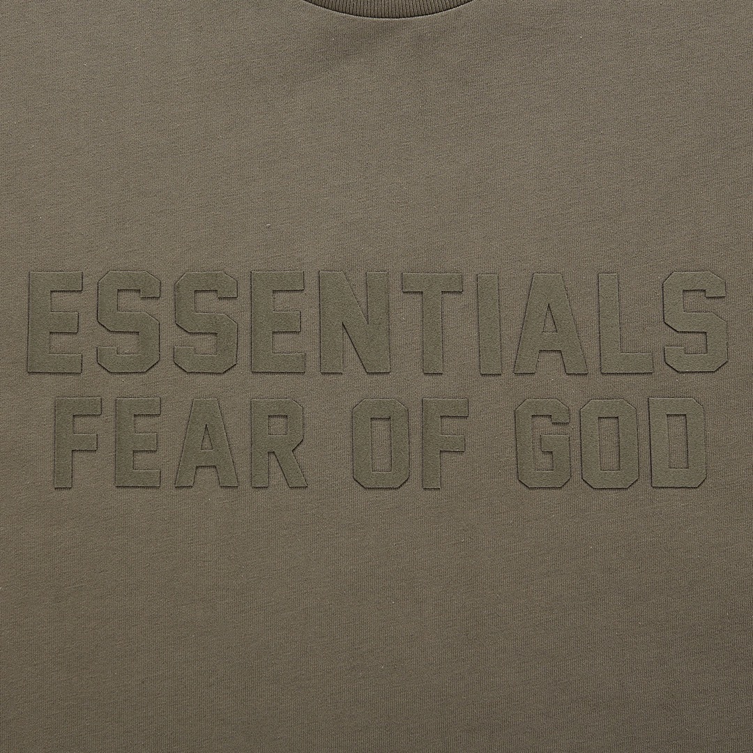 Fear of God T-Shirt Style 154 detail view 7