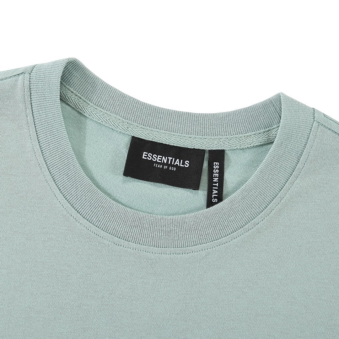 Fear of God T-Shirt Style 155 detail view 3