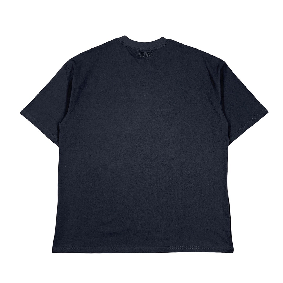 Vetements T-Shirt Style 036 detail view 2