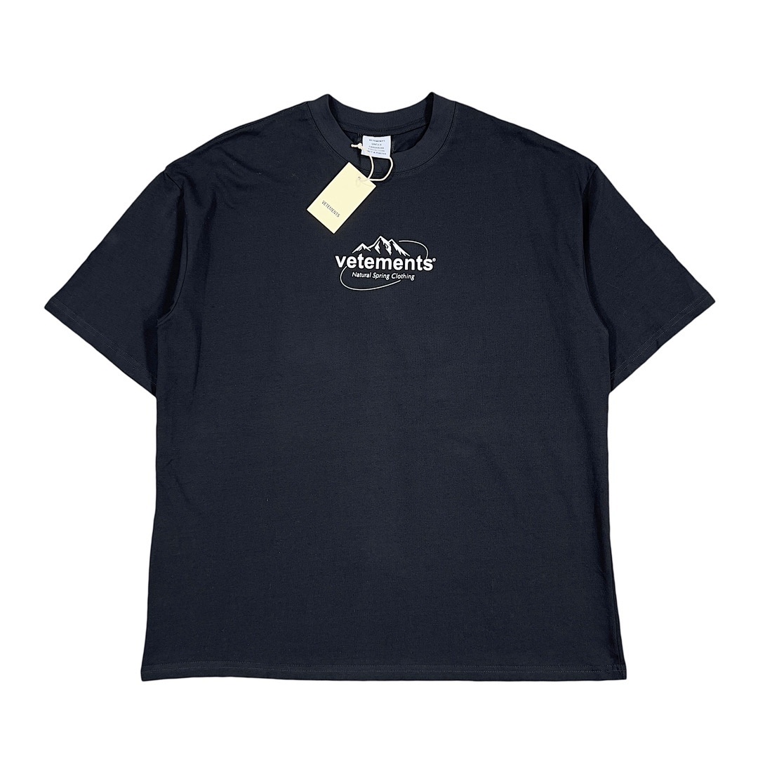 Vetements T-Shirt Style 036 detail view 3
