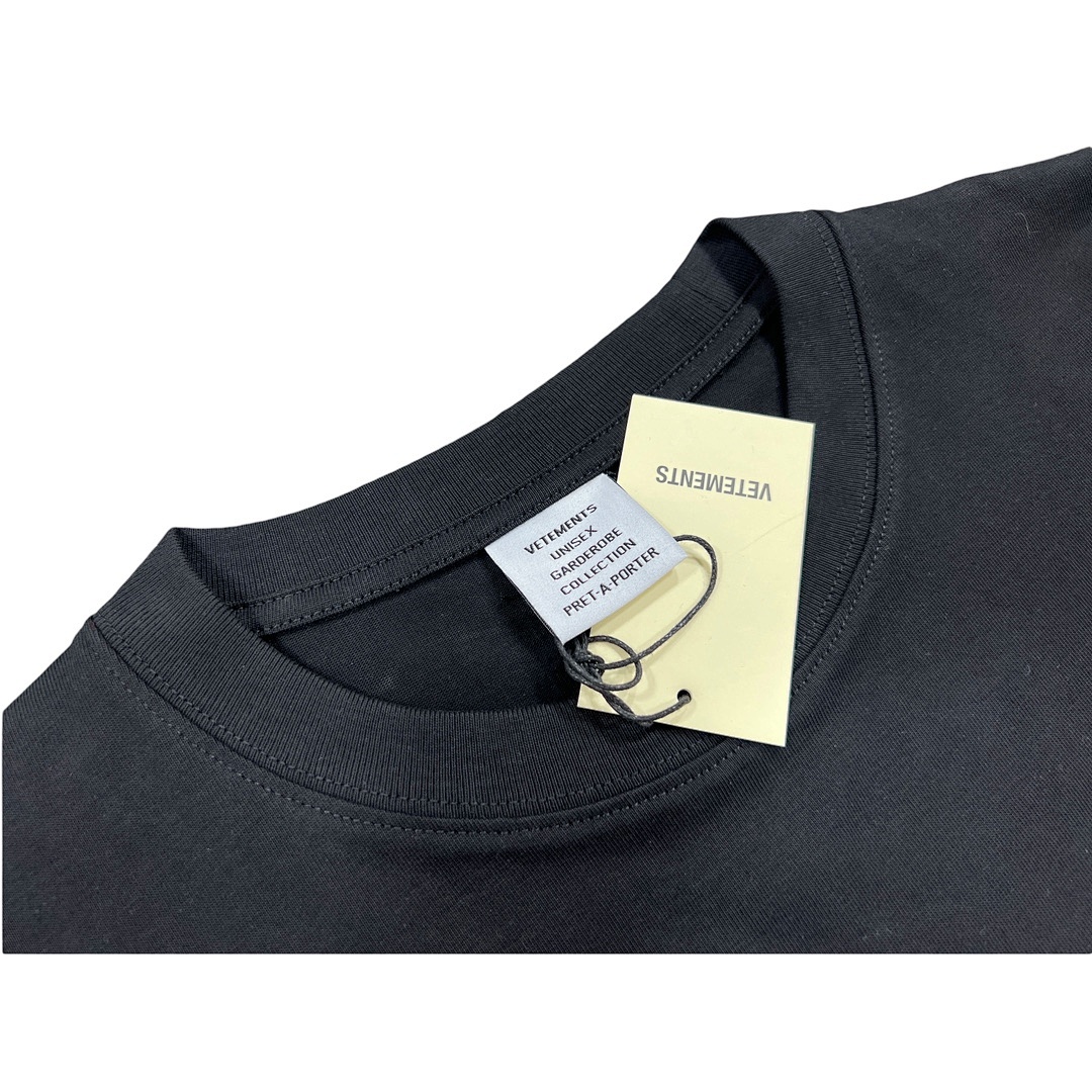 Vetements T-Shirt Style 038 detail view 1