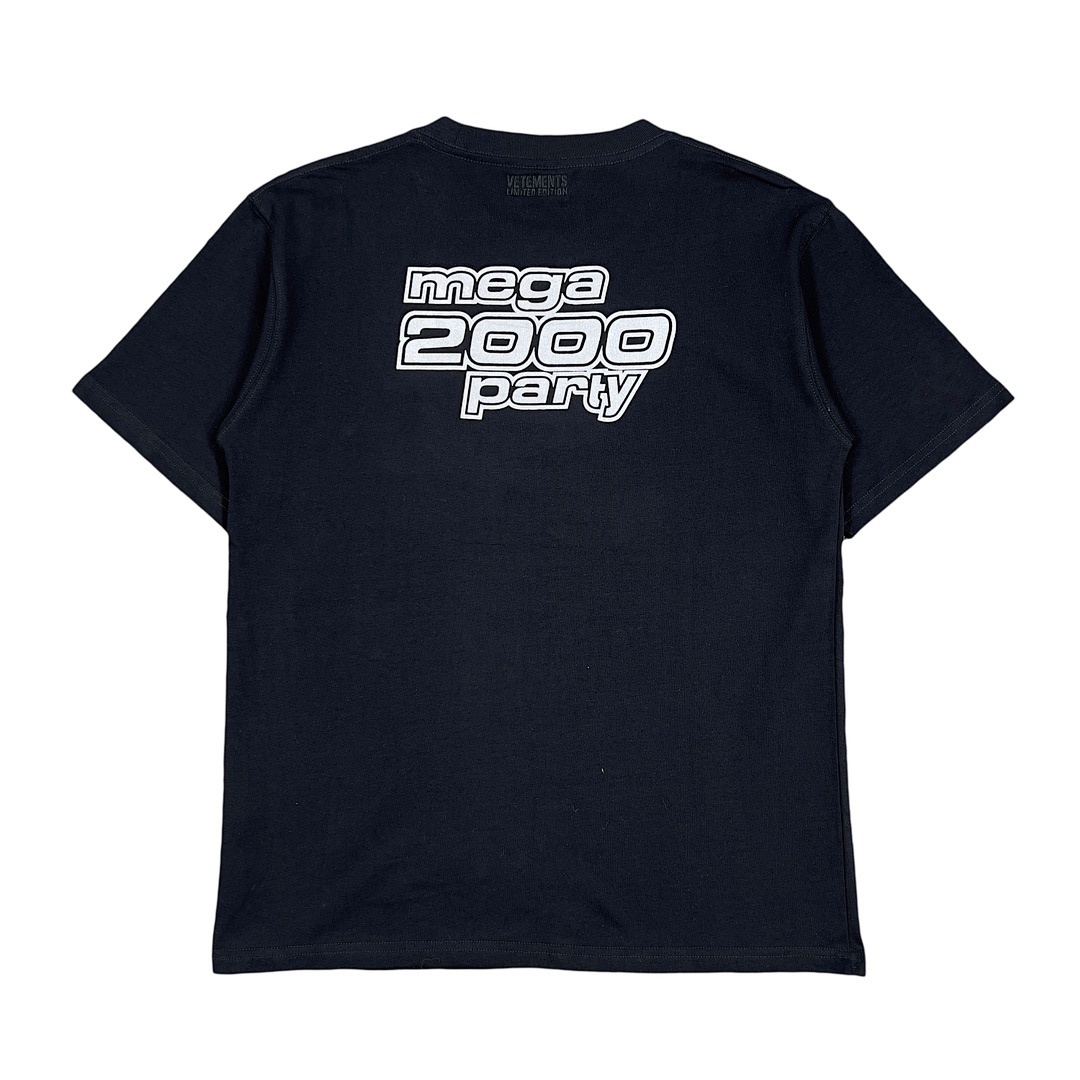 Vetements T-Shirt Style 038 detail view 2